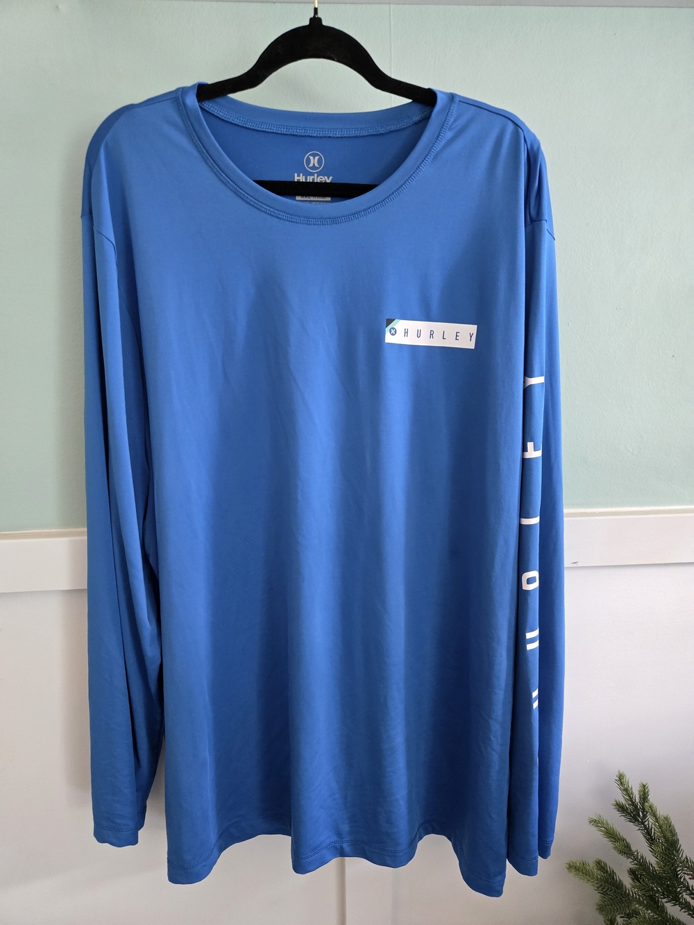 Hurley Men’s Long Sleeve Performance/UPF 50+ T-Shirt Size Large XXL 88/12 Blend